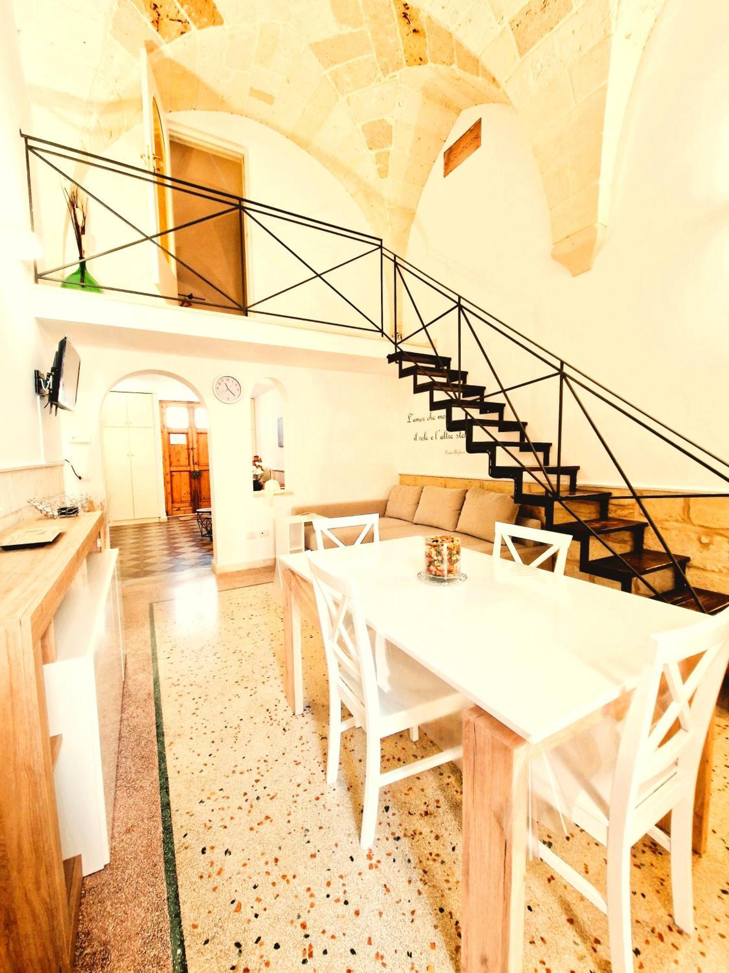 فيلا Casa Dante Deliziosa Casa A Due Passi Dal Centro ليتشي المظهر الخارجي الصورة
